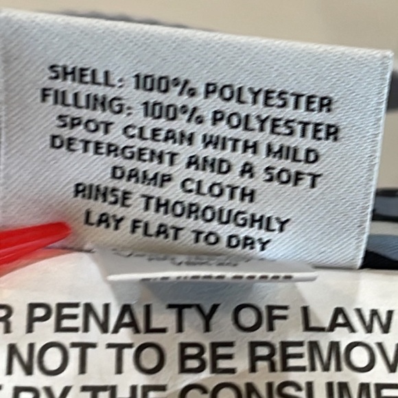 🎈VERA BRADLEY Picnic Blanket 67x50 - Lisbon Medallion print - Picture 5 of 9